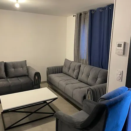 Villa 63